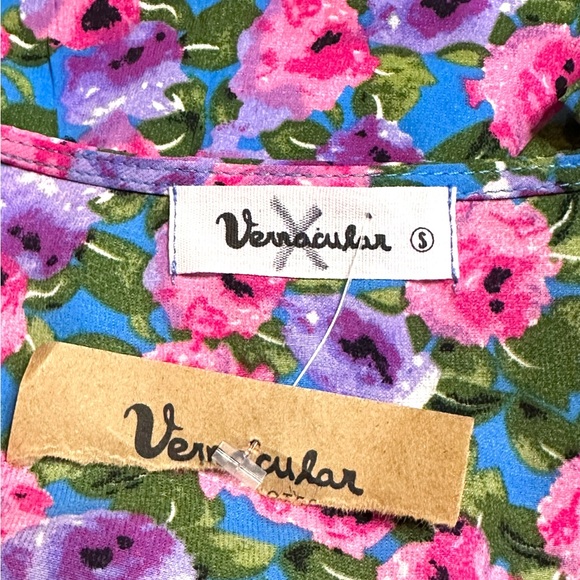 NWT Vernacular Cross Front Ruched Dress in Multicolored Floral Print. Size Small - Picture 13 of 14